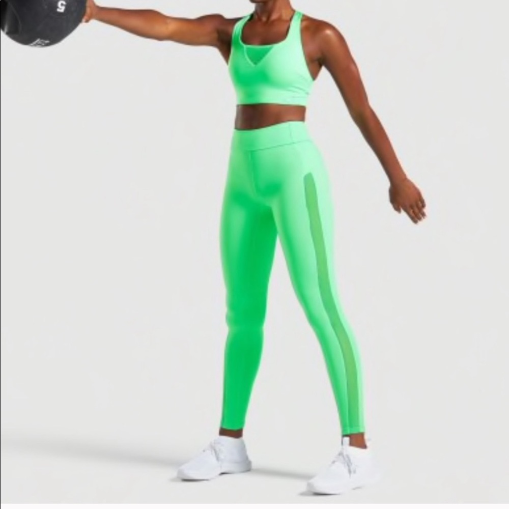 Gymshark Set Move Leggings And Matching Sports Bra - image 1